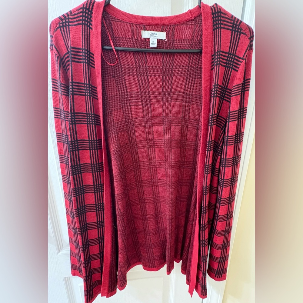 Chaps Women's Red and Black Plaid Cardigan